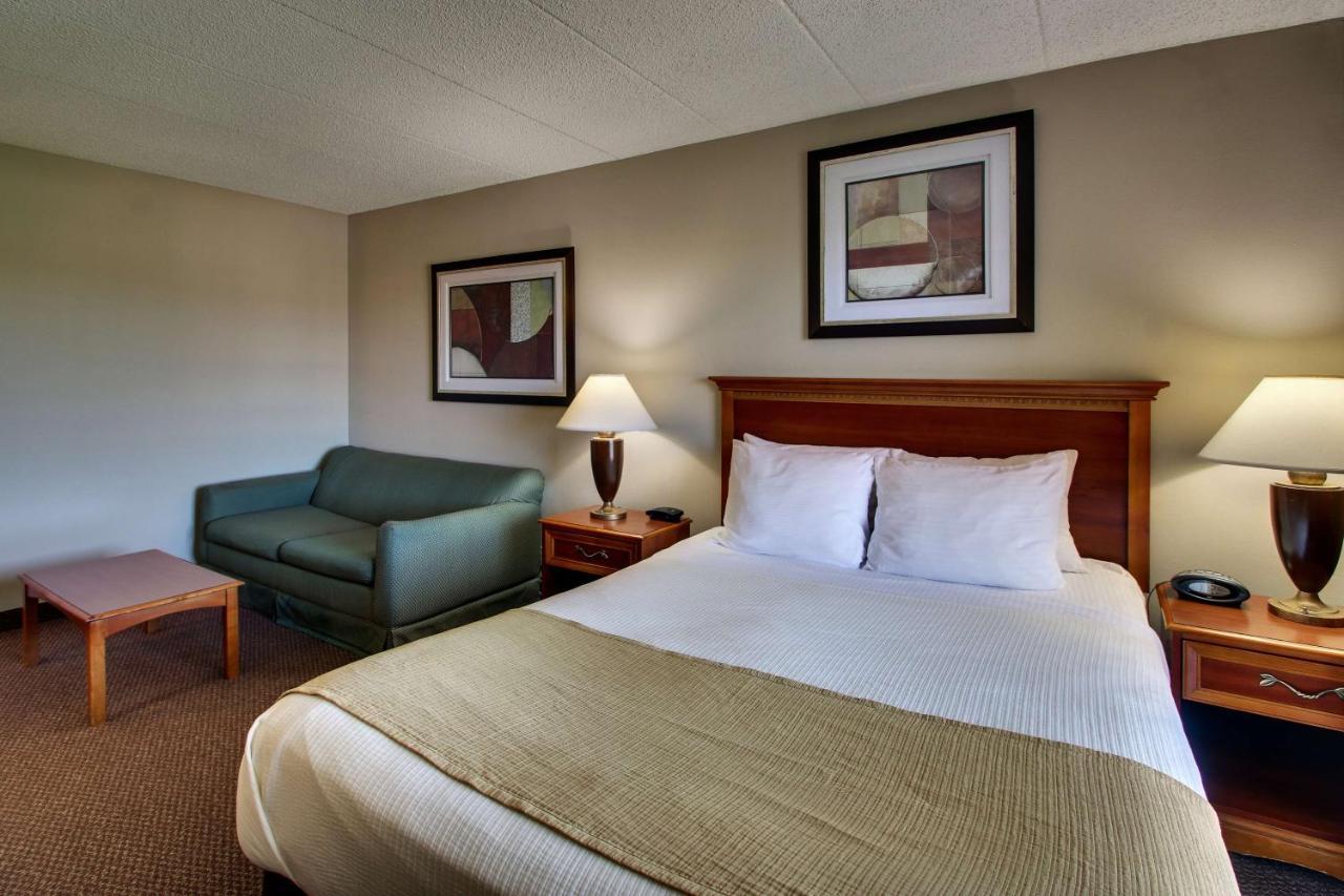 Western East Towne Hotel Madison